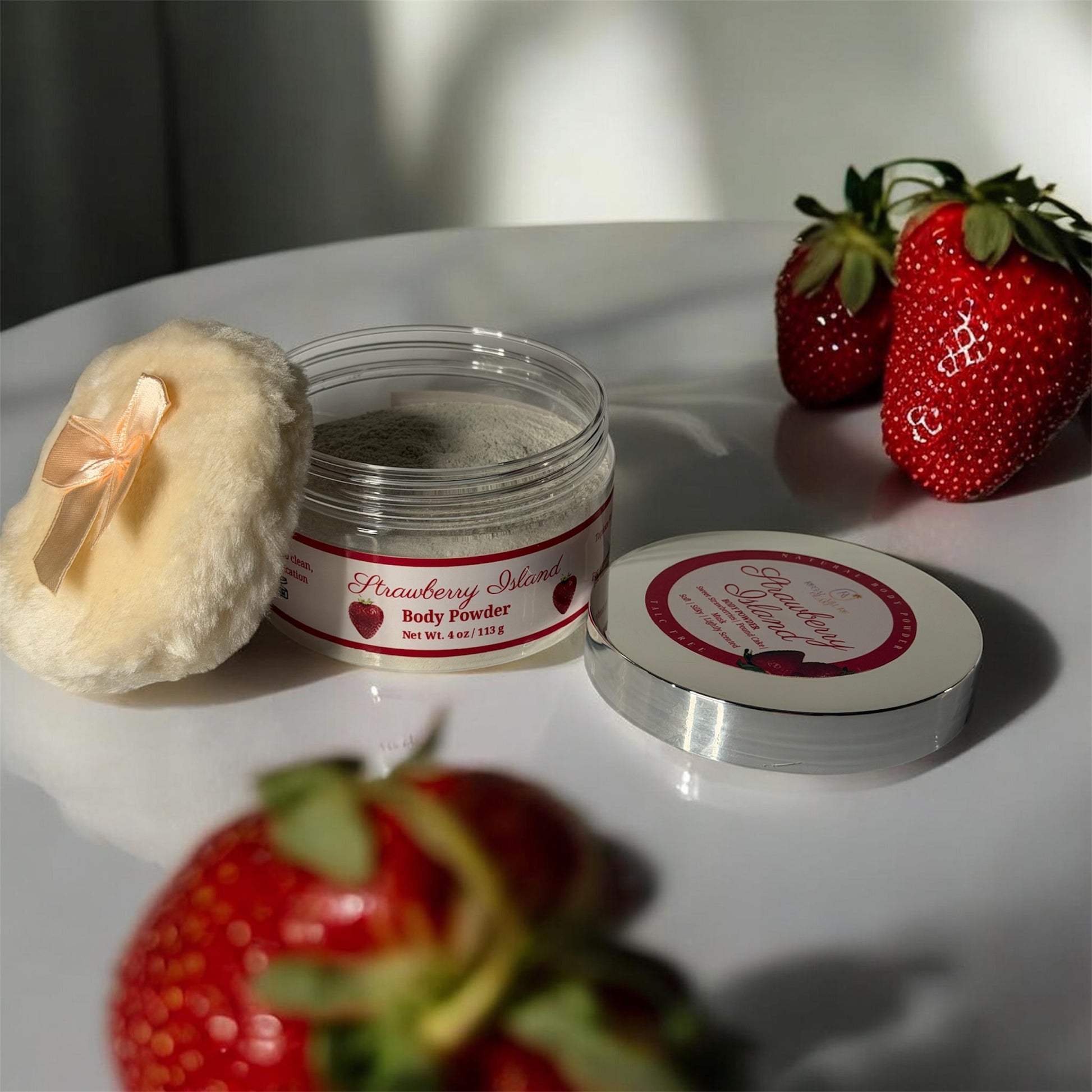 Regal Allure Glam Silk Body Powder with Colloidal Oatmeal and Zinc Oxide for chafe relief